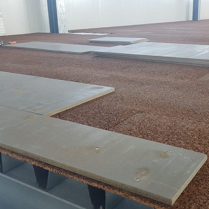 Insulating coupled panels Betoncork for floor systems